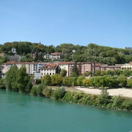 Rooftop D'exception, Vue Rhone, 6 Personnes, Apartment