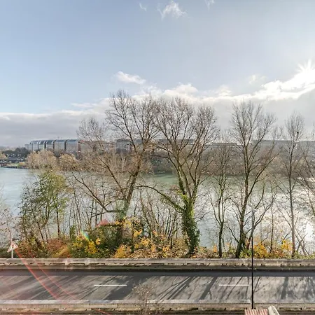 Apartment Rooftop D'exception, Vue Rhone, 6 Personnes,